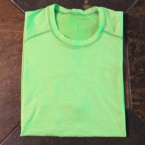 Men’s Lululemon Lime Green Athletic Shirt